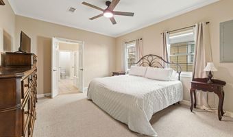 302 Riverside Dr, Berwick, LA 70342