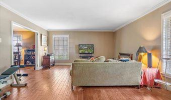 1456 Lakeridge Dr, Baton Rouge, LA 70802