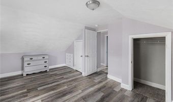 100 Pine Grove St, East Providence, RI 02916