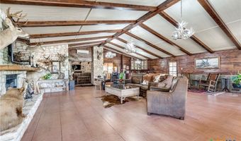 10745 Rosemar Ln, Adkins, TX 78101