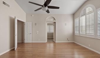 1048 W ELGIN St, Chandler, AZ 85224
