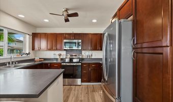 214 Alake St, Kahului, HI 96732