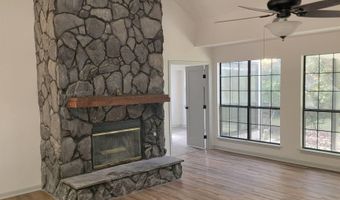 201 Patterson Dr, Bogalusa, LA 70427