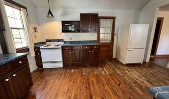 927 Carver St, Brandon, VT 05733