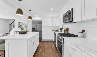 620 Tiller Ave, Beachwood, NJ 08722