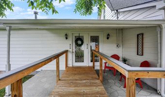 405 E Howard Ave, Arcadia, IN 46030