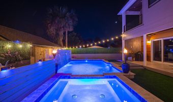 211 BELVEDERE St, Atlantic Beach, FL 32233