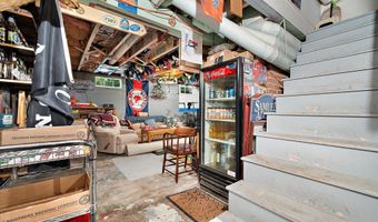 118 Poplar St, Bangor, ME 04401