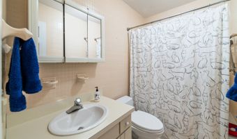 58 W Redding Rd, Danbury, CT 06810