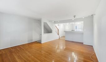 5028 9TH St S, Arlington, VA 22204