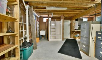 625 McKay Rd, Amsterdam, NY 12010