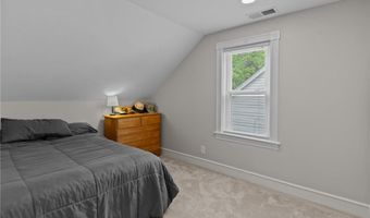 36 Ruth Ave, East Providence, RI 02916