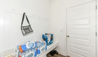 7369 Fallsworth Dr, Avon, IN 46123