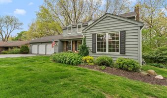 635 Oakview Dr, Algonquin, IL 60102