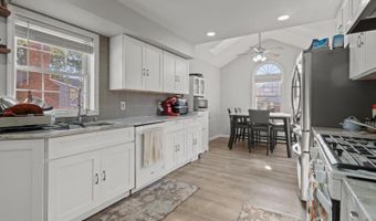 25 Livingston Ave, Avenel, NJ 07001