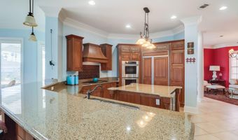 2001 Claudette Ct, Biloxi, MS 39531