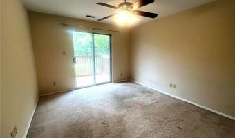 1111 Pocono Trl A, Ballwin, MO 63021