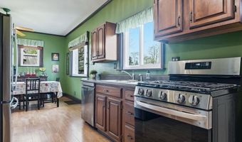 319 E Broad St, Angola, IN 46703