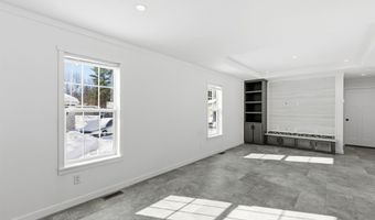 71 Carla Ct, Campton, NH 03223