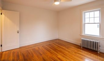 28 Rosewood Ave, Cranston, RI 02905