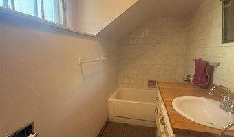 10 W Main St, Byron, WY 82412
