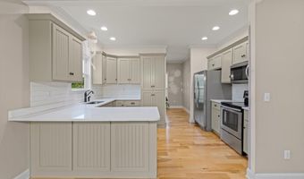 171 Timber Creek Dr, Athens, TN 37303