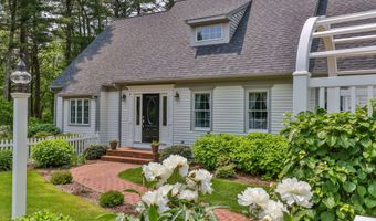 4 Canterbury Ln, Bourne, MA 02532