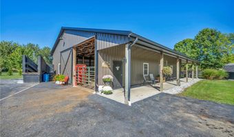 4829 Laubert Rd, Atwater, OH 44201