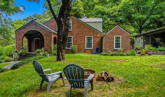 1303 W Madison Ave, Athens, TN 37303