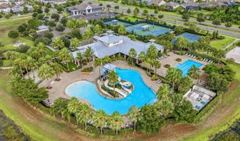 5254 WOLF CREEK Dr, Apollo Beach, FL 33572