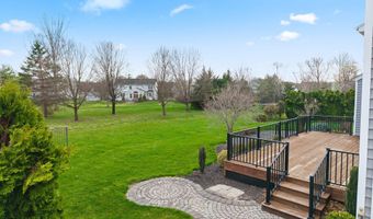 16 Heritage Dr, Allentown, NJ 08501