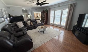 1414 Hickory St, Albertville, AL 35950