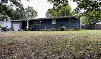 830 E 22nd St, Baxter Springs, KS 66713