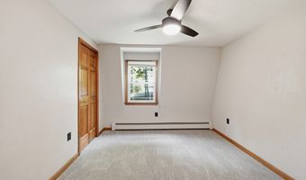 15 Sibley Rd, Ashburnham, MA 01430