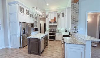 504 Linden Cir, Benton, LA 71006