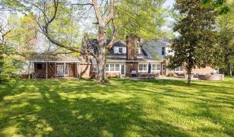 1409 Old Harrods Creek Rd, Anchorage, KY 40223