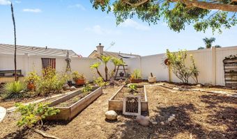 301 Arlington Dr, Oceanside, CA 92057