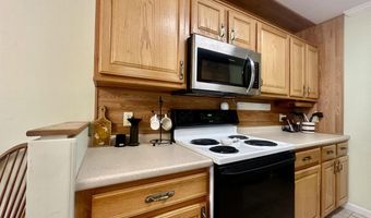 4 Bow Center Rd Unit B2, Bow, NH 03304