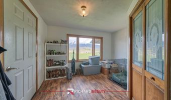 792 Southfork Rd, Cody, WY 82414