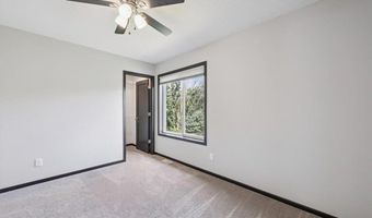 13715 Grafton Ct, Apple Valley, MN 55124