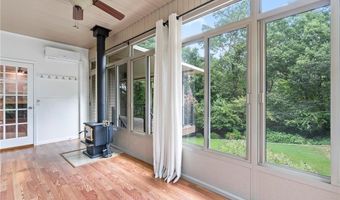 17 Foster Ln, Bella Vista, AR 72715