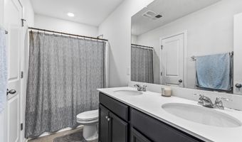 5139 Pratt Dr, Boiling Springs, SC 29316