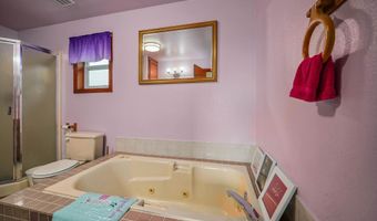 8890 Shaw Sq SE, Aumsville, OR 97325