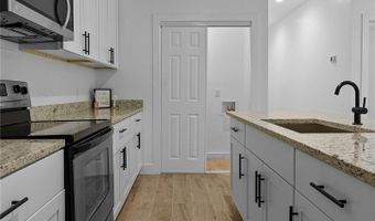 2008 Robert Ave, Alva, FL 33920