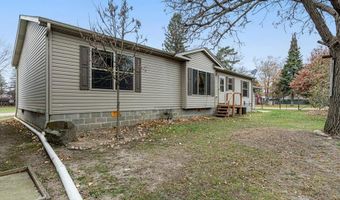 216 Hazel St N, Backus, MN 56435