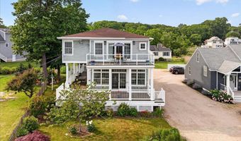 284 Shore Dr, Branford, CT 06405