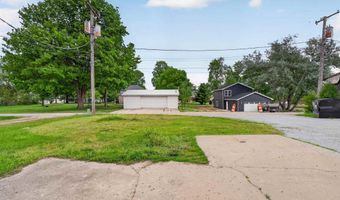 217 W State St, Ashley, IN 46705