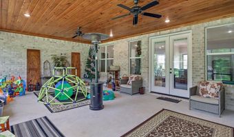 221 Lost Oak Ln, Brandon, MS 39047