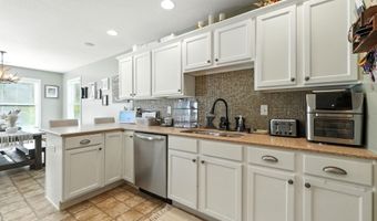 1807 McDermid Ave, Angola, IN 46703