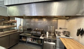 304 S Market St, Alton, MO 65606